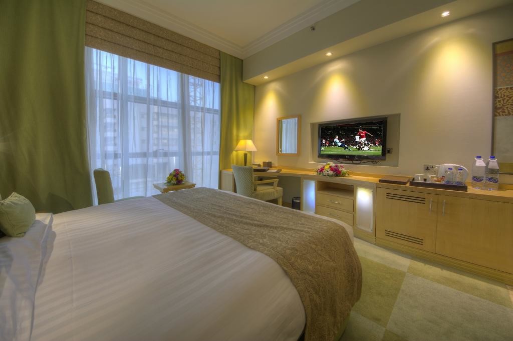 raintree-hotel-dubai (7).jpg