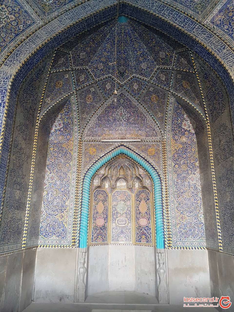 پاییز هزار رنگ در اصفهان و شیراز