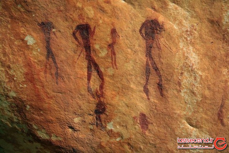 هنر غاری 45000 ساله رازآلودی که در آن موجودات افسانه‌ای نیمه‌انسان نیمه‌حیوان به تصویر کشیده شده‌اند