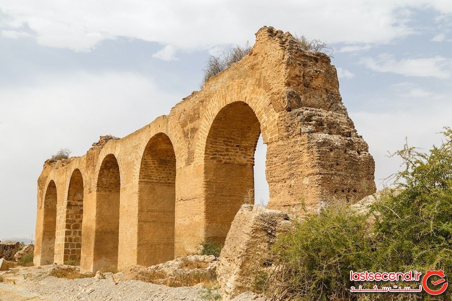 آثار تاریخی شگفت‌انگیز تونس‌ اثبات حضور امپراطوری رم در این کشور می‌باشد