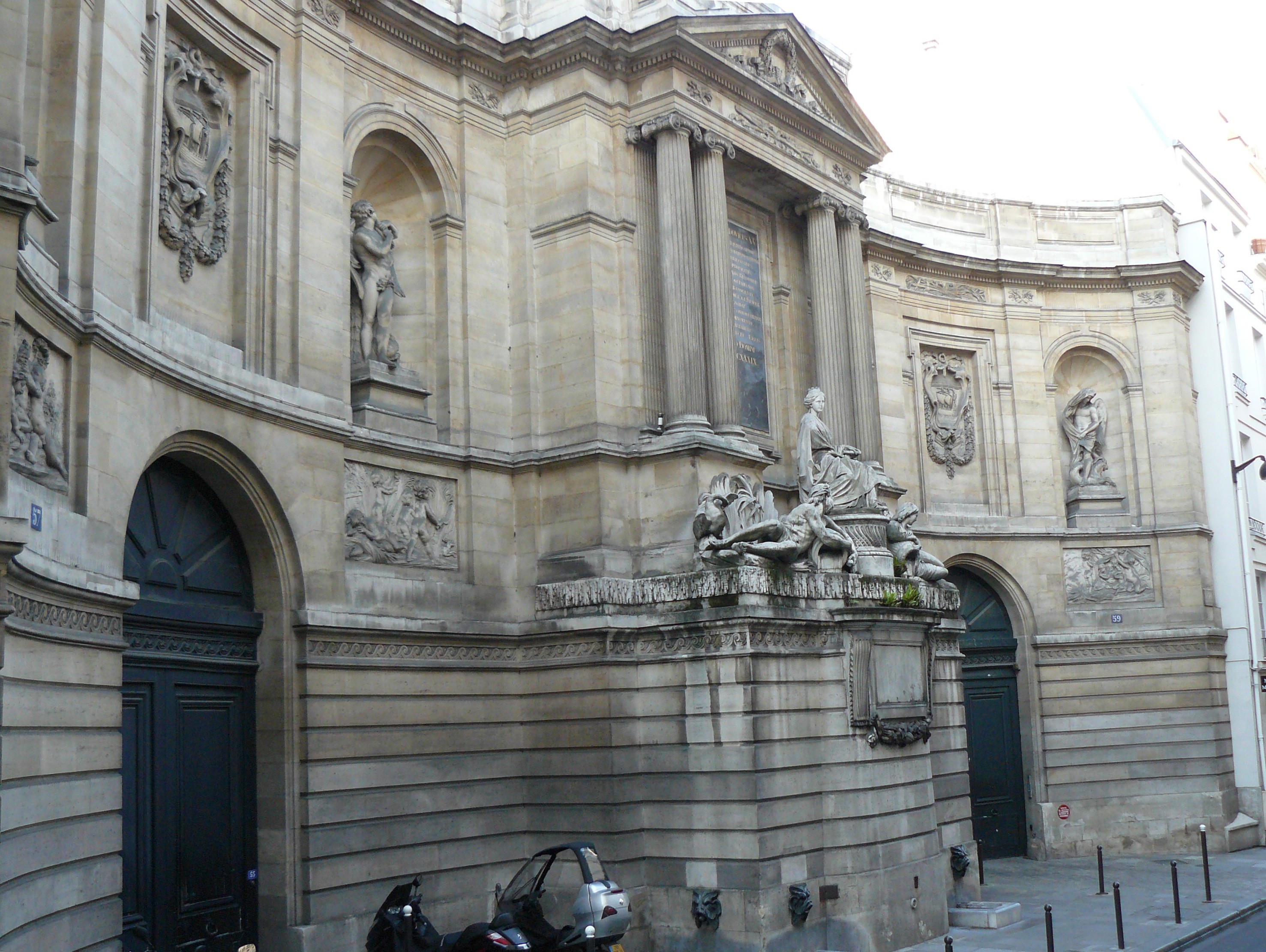 Fontaine des Quatre Saisons (2).jpg