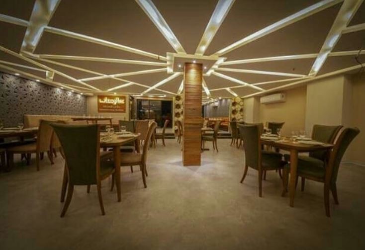 soumia-hotel-ahvaz (9).JPG