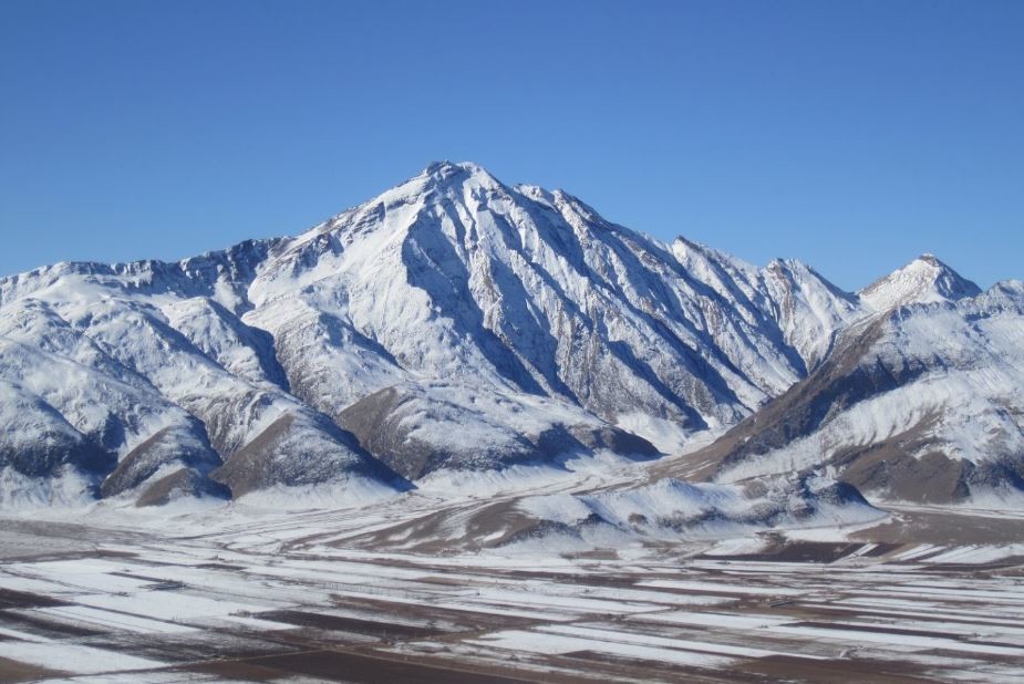 Darabshah Peak Of Dalankuh Chadegan (2).JPG