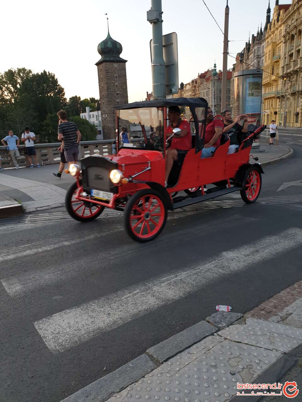 308.jpg