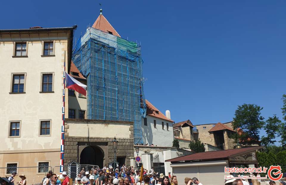 228.jpg