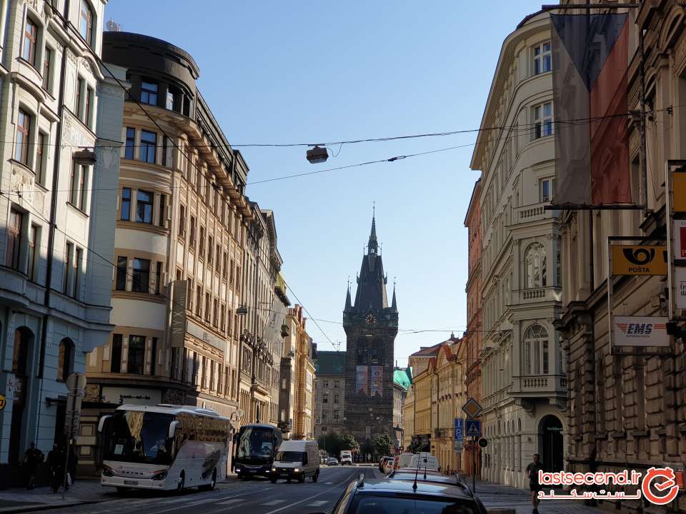 208.jpg