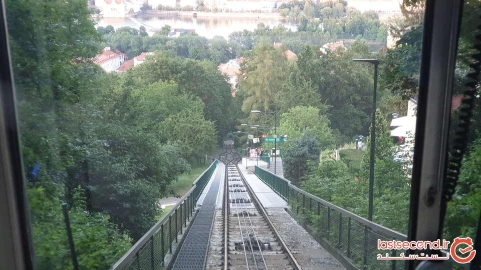 301.jpg