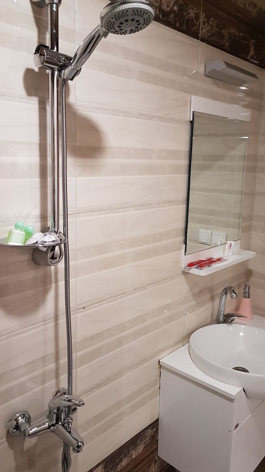 Takhti Hotel (6).jpeg