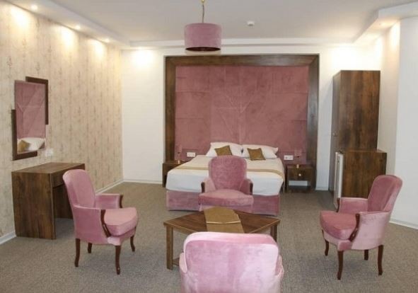 Takhti Hotel (3).JPG