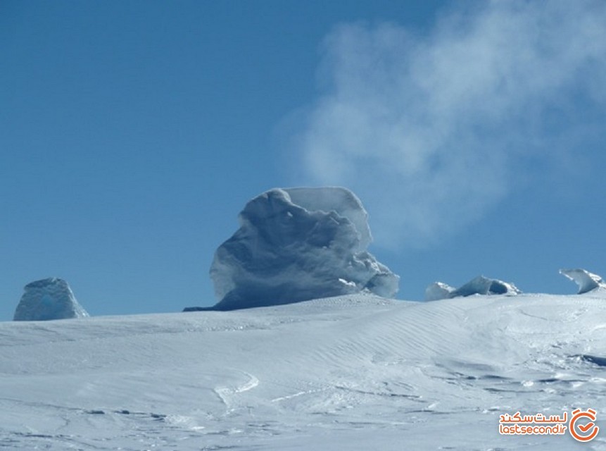 برج‌های یخی و غارهای کوه اربوس