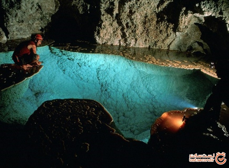 غار لچوگوئیلا
