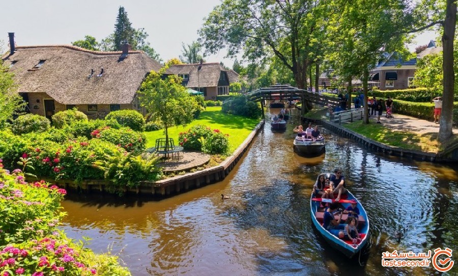 شهری در هلند که به جای جاده کانال آب دارد!