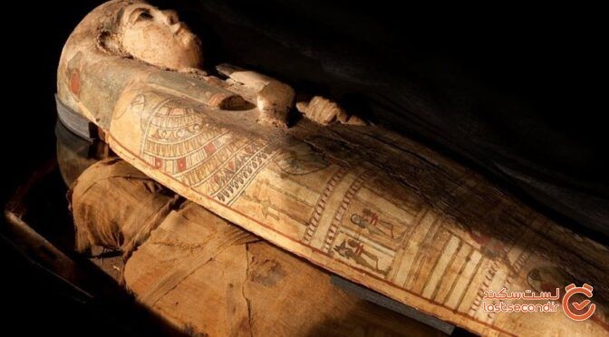 نقاشی‌های ۳۰۰۰ ساله الهه مصر بر روی تابوت مومیایی مرمت و بازسازی می‌شوند.