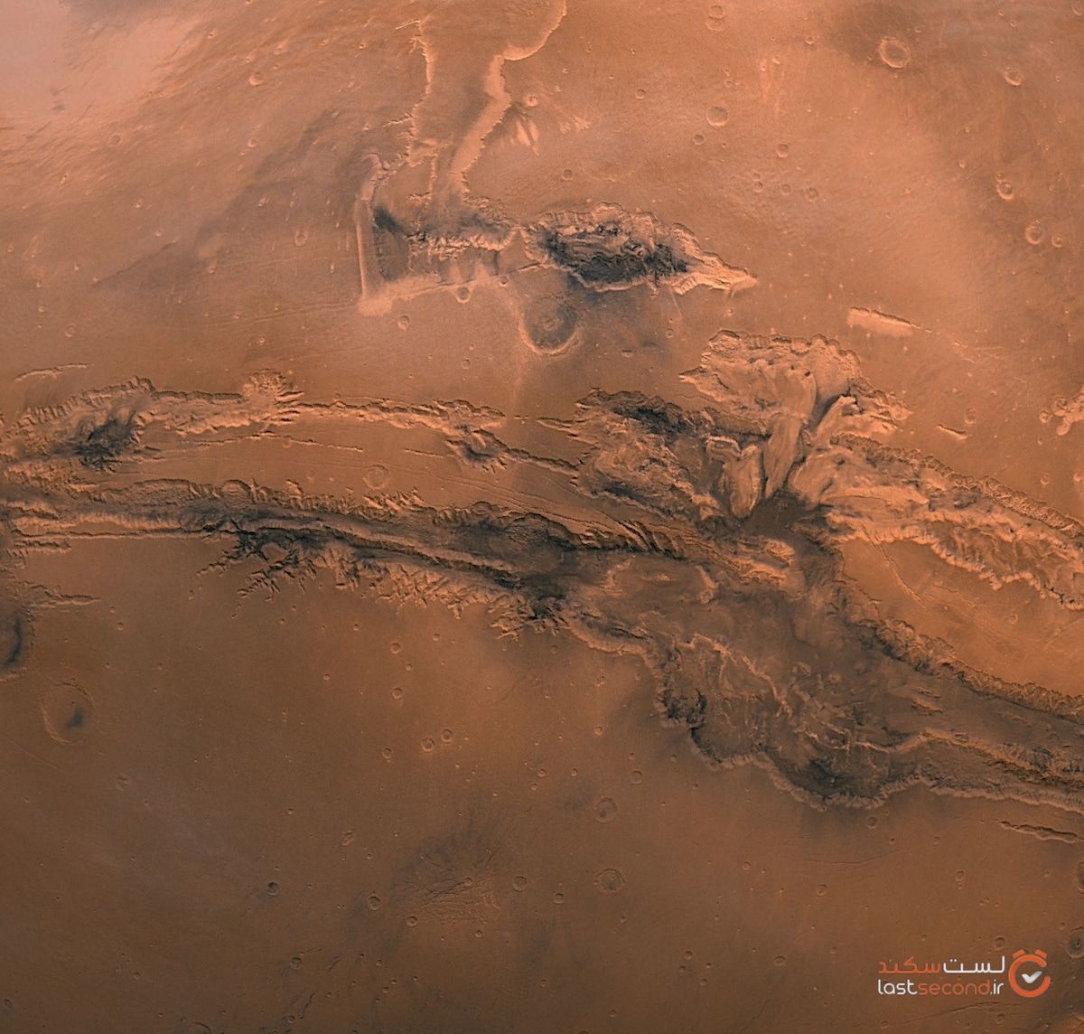 عکس ناسا از گراندکانیون مریخ که جزئیات جالبی را نشان می‌دهد.