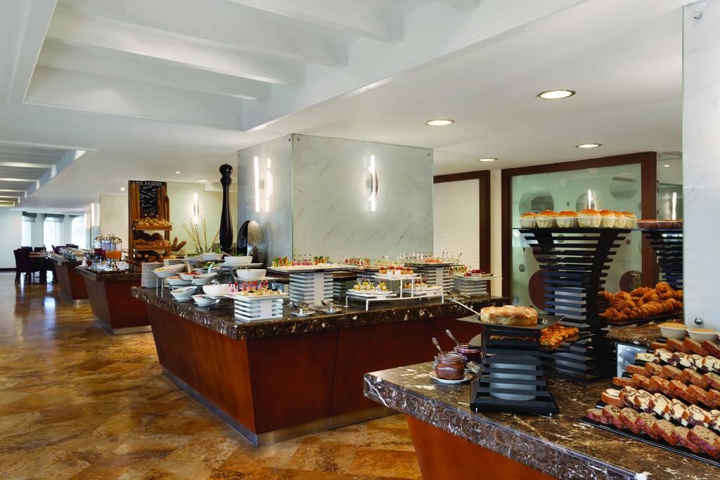 Wyndham Grand Regency Doha (7).jpg
