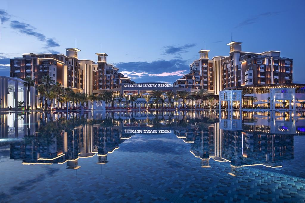 Selectum Luxury Resort (5).jpg