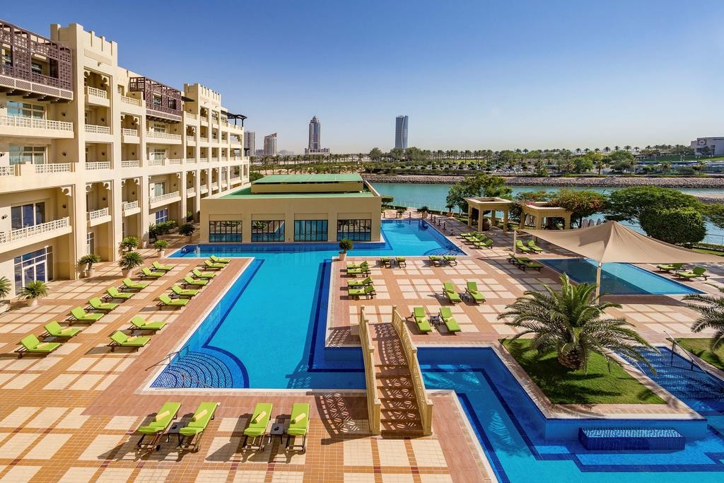 Grand Hyatt Doha Hotel & Villas (6).jpg