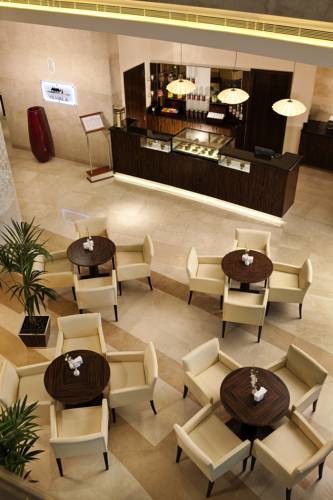 Hilton Doha (4).jpg