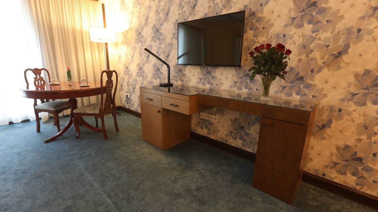 simorgh hotel tehran (13).jpg