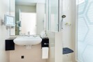 Holiday Inn (16).jpg
