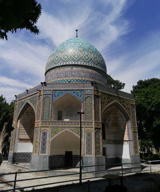 Ghadamgah garden (2).JPG