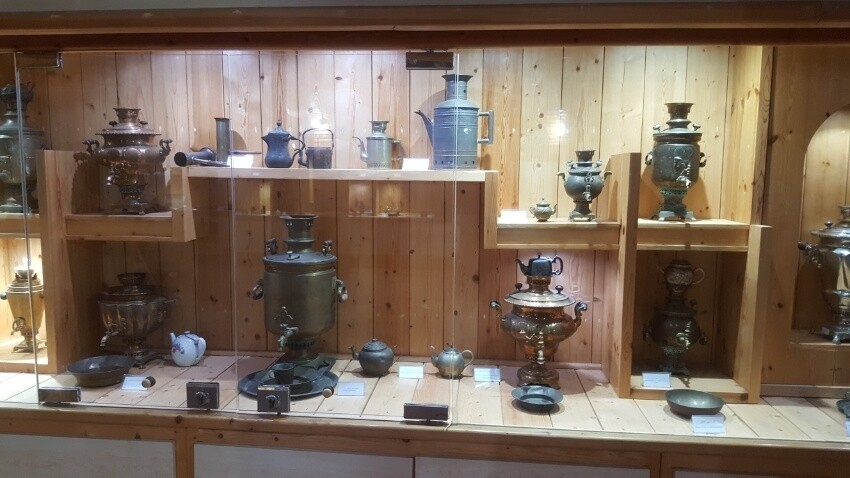 Iran Tea History Museum Kashef Alsltaneh Tomb lahijan (2).jpeg