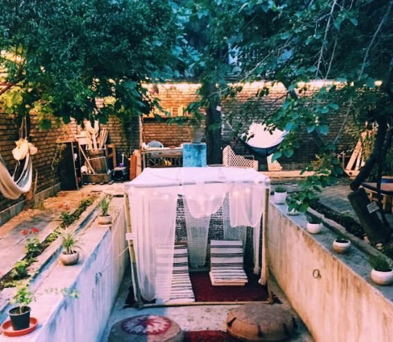 Kojeen Hostel Tehran (2).jpg