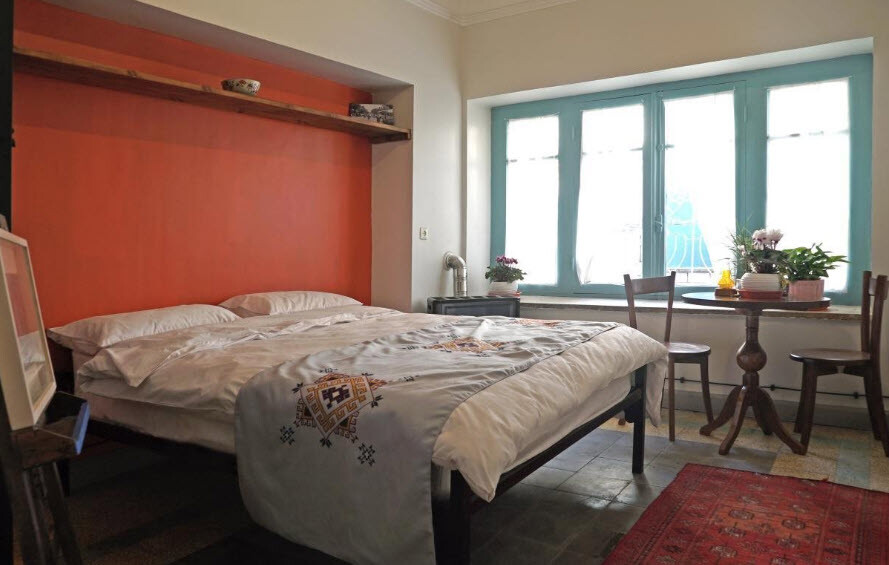 Kojeen Hostel Tehran (1).jpg