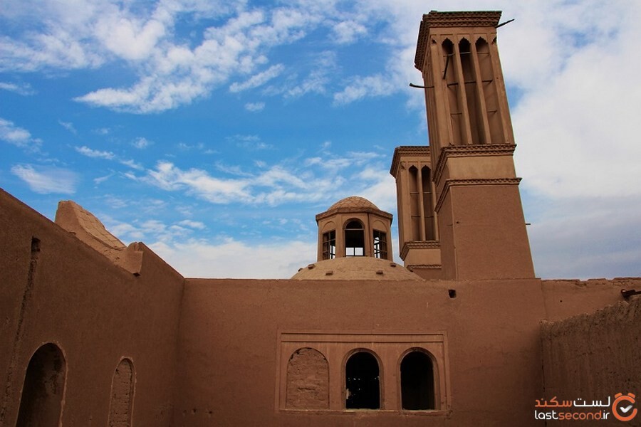 عمارت شترگلو ماهان، جاذبه منحصر بفرد قاجار در ماهان