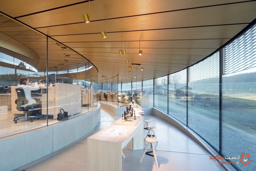 موزه مارپیچی در سوئیس که به تقلید از قسمت‌های مکانیکی و چرخشی یک ساعت طراحی‌شده است