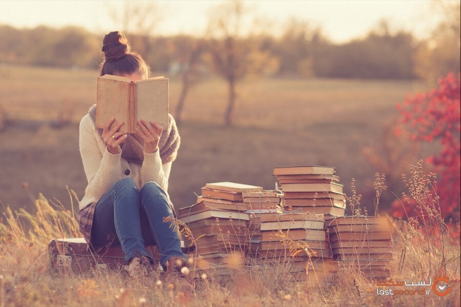 20151006165136-introvert-reading-books-.jpg