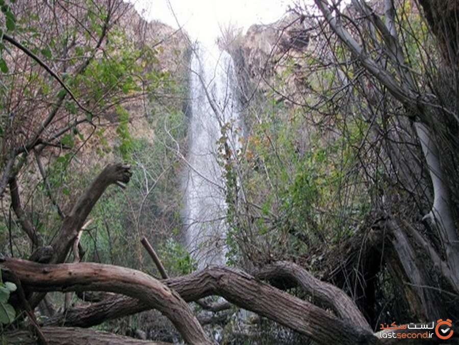 آبشار آبگرم نادری