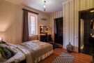 gold-star-hotel.jpg