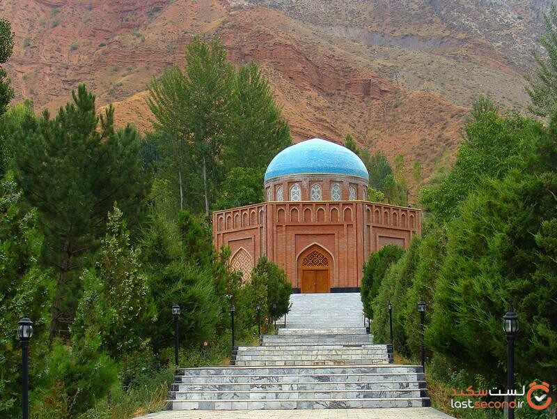 Rudaki_Tomb_in_Panjkent-after_restored.jpg