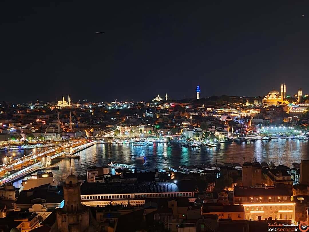 تصویری از استانبول در شب