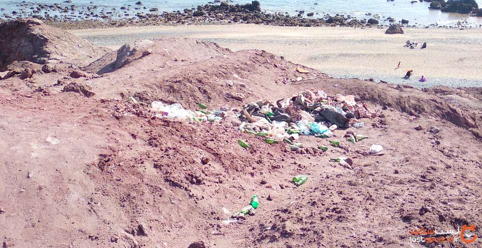  زباله در ساحل سرخ