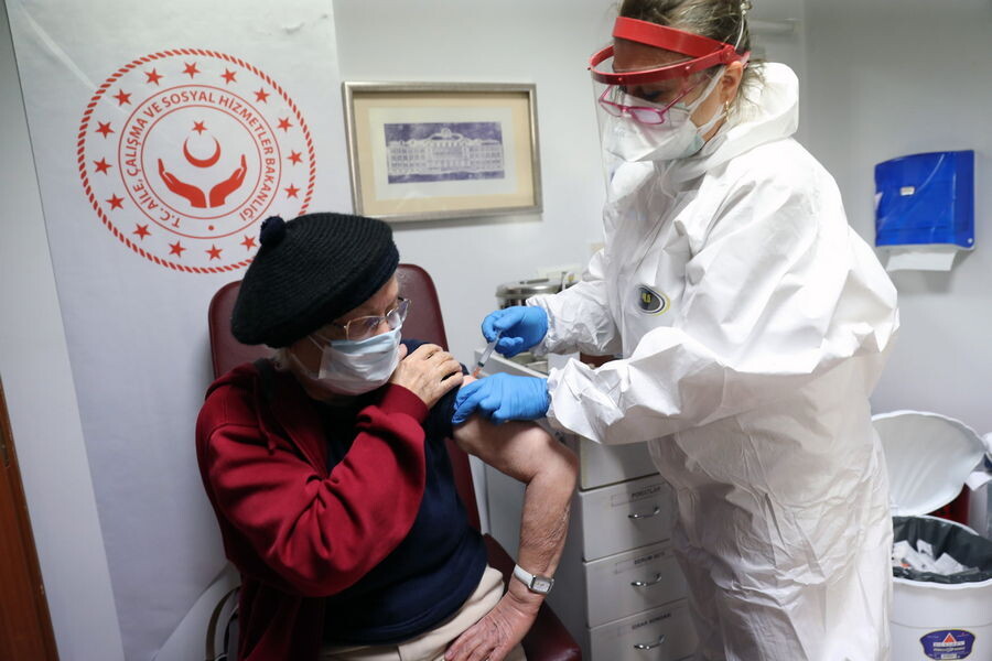 دریافت واکسن کرونا در ترکیه حتی برای گردشگران