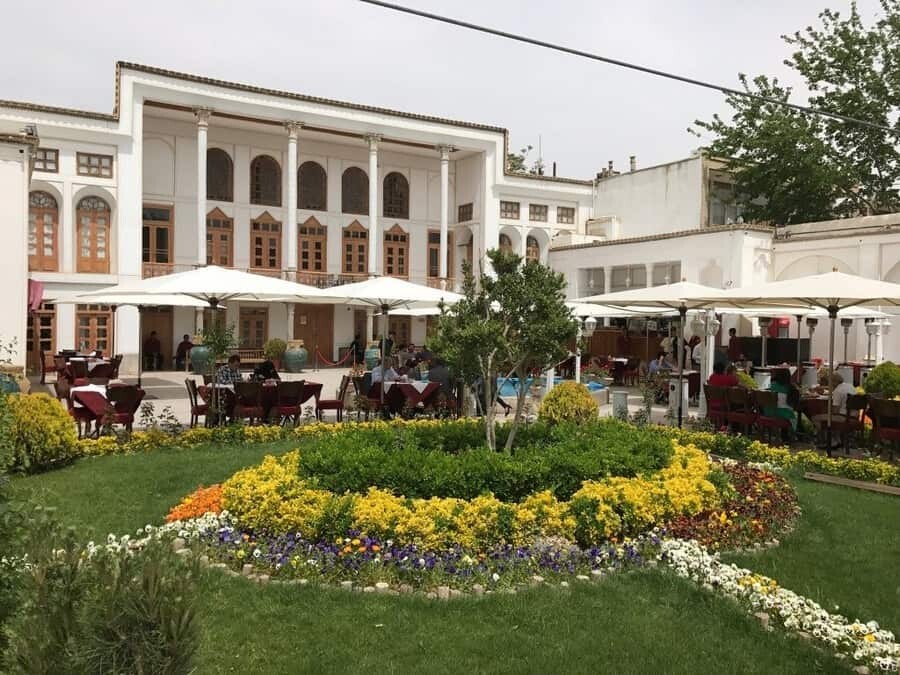 رستوران هوگر اصفهان