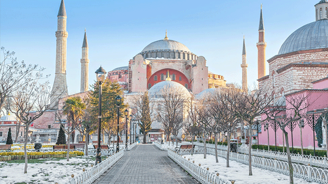 استانبول زمستانی، به نیت فشن، به کام خرید