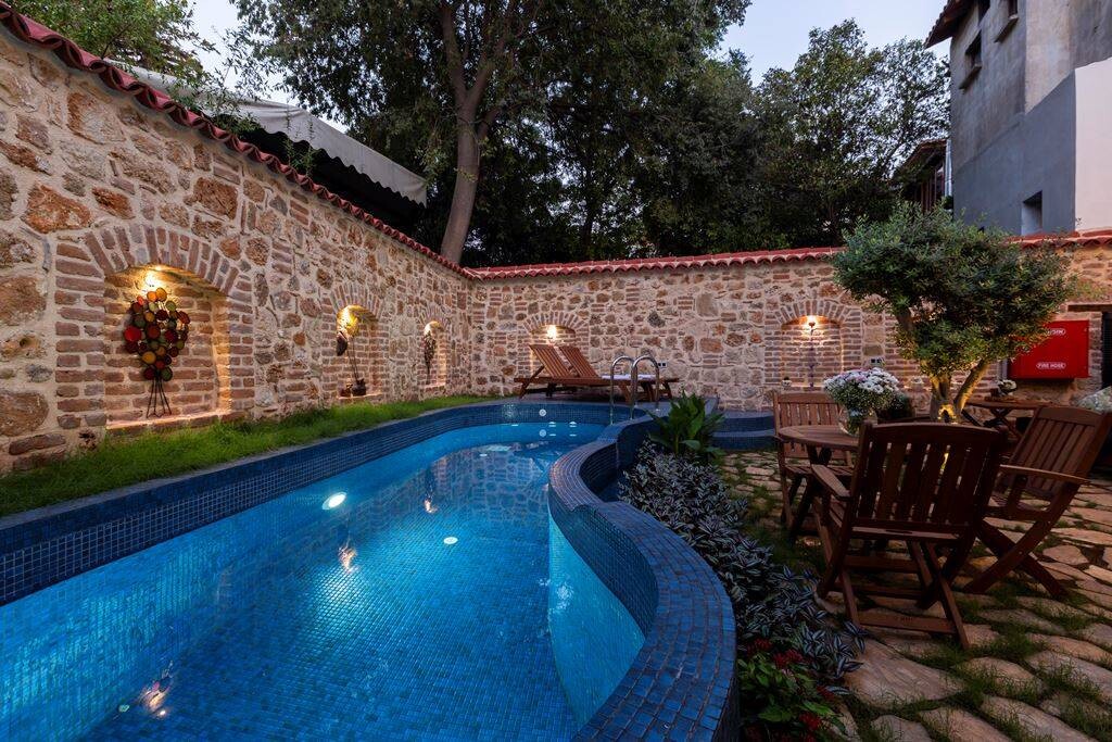 بوتیک هتل لیکیا، از بوتیک هتل های آنتالیا lastsecond.ir-lykia hotel.jpg