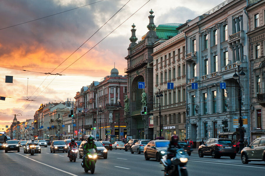 lastsecond.ir-nevsky street 2.jpg
