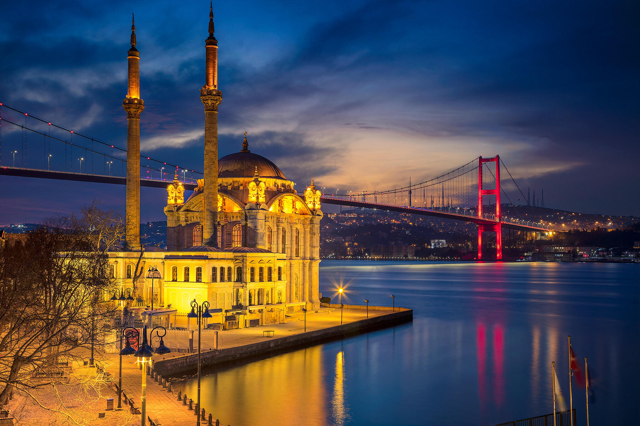 lastsecond.ir-Istanbul attractions at night 3.jpg