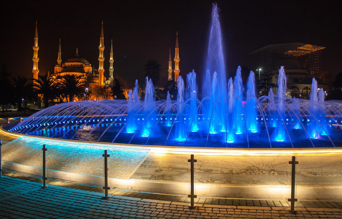 lastsecond.ir-Istanbul attractions at night.jpg