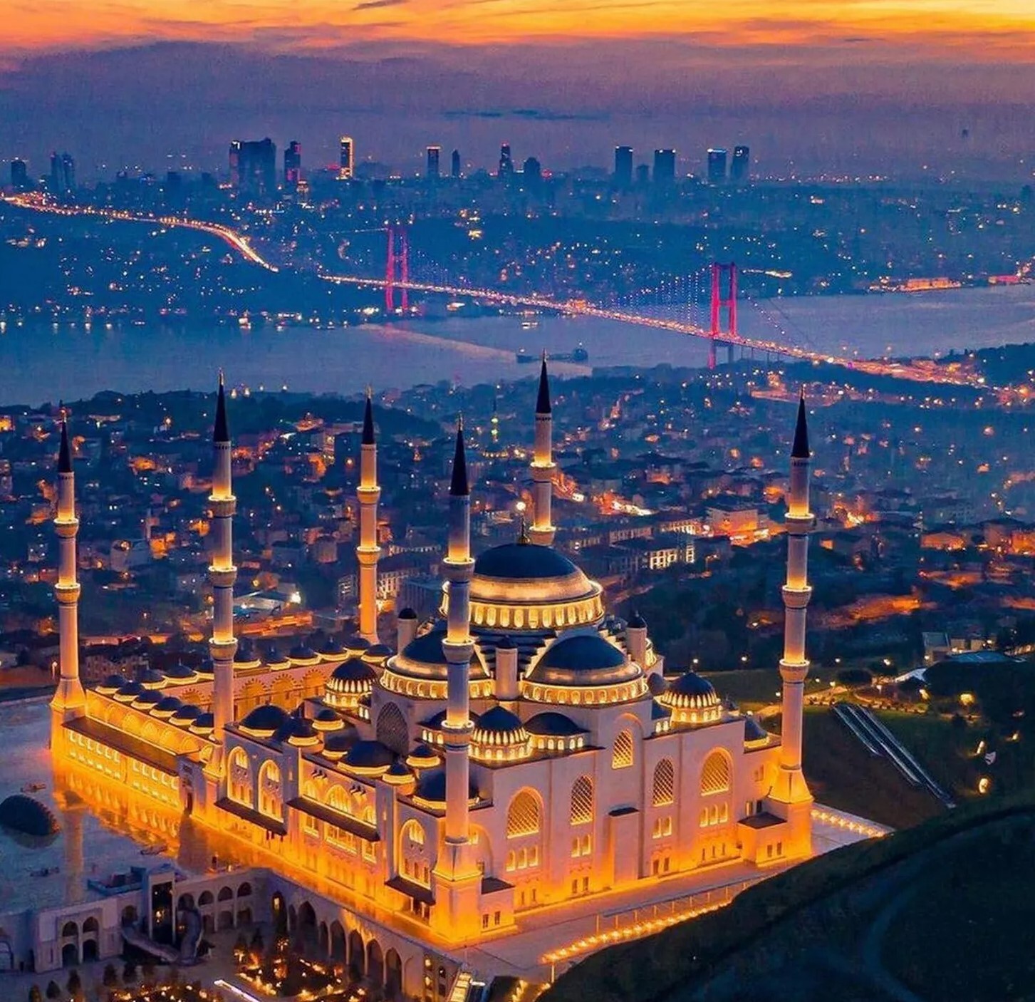 lastsecond.ir-Istanbul attractions at night 11 1.jpg