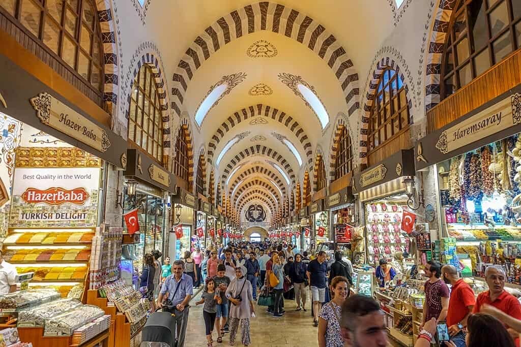 Lastsecond.ir-spice-bazaar-istanbul-interior.jpg
