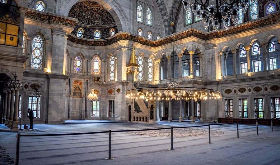 nuruosmaniye-mosque-istanbul-1.jpg