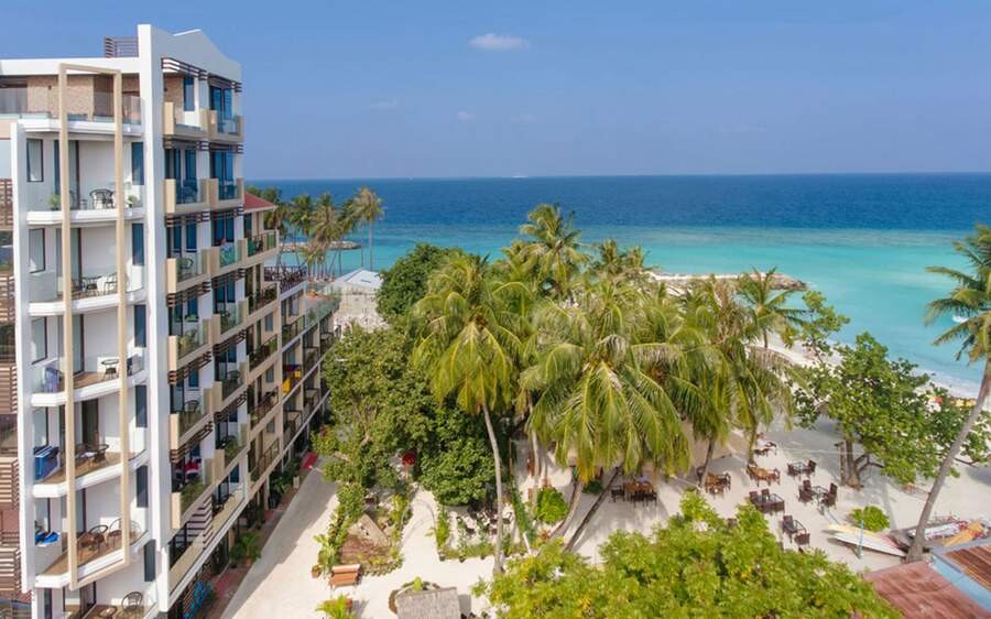 Arena Beach Hotel Maafushi 2.jpg