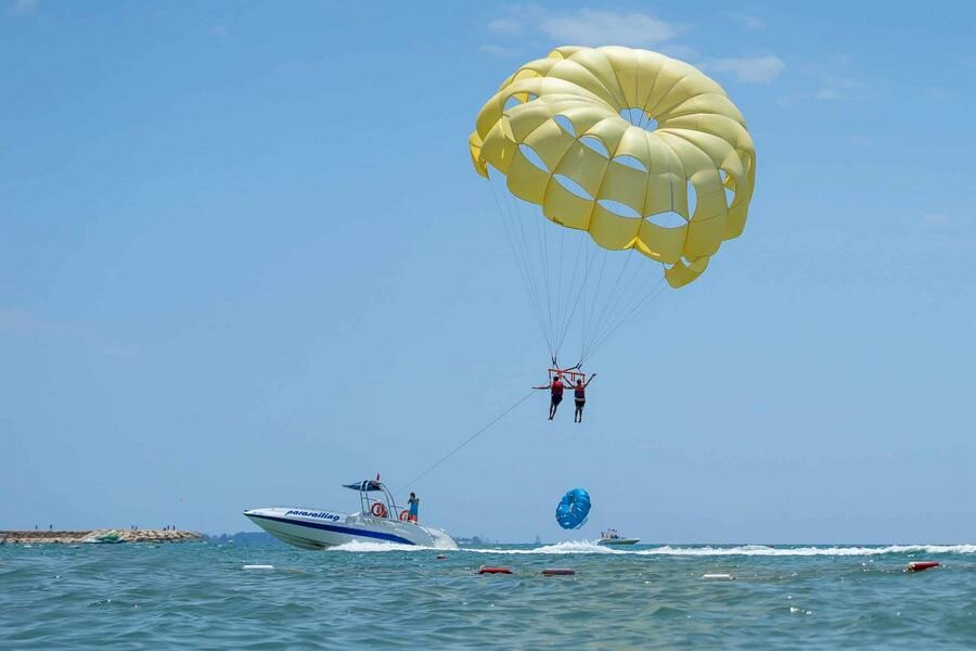 lastsecond.ir-antalya-water-sport-parasailing.jpg