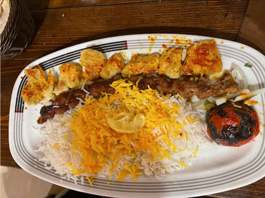 lastsecond.ir-best-iranian-restaurants-in-yerevan-phoenix.jpg