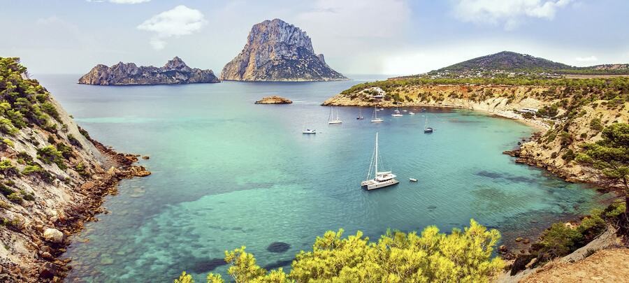 best-islands-in-spain-Ibiza.jpg